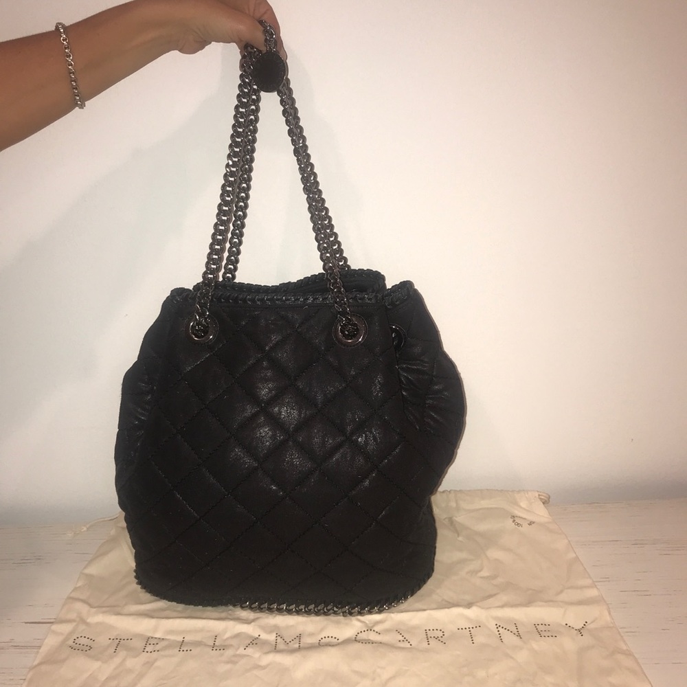 AUTHENTIC Black&Chain Stella McCartney Bucket Bag
